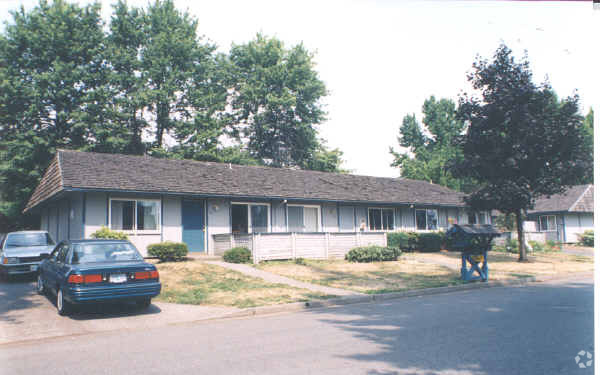 Building Photo - 25-255 NW 20th St