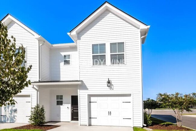 Foto del edificio - 1036 Wildflower Dr