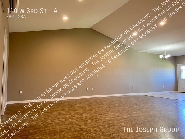 Foto del edificio - 110 W 3rd St