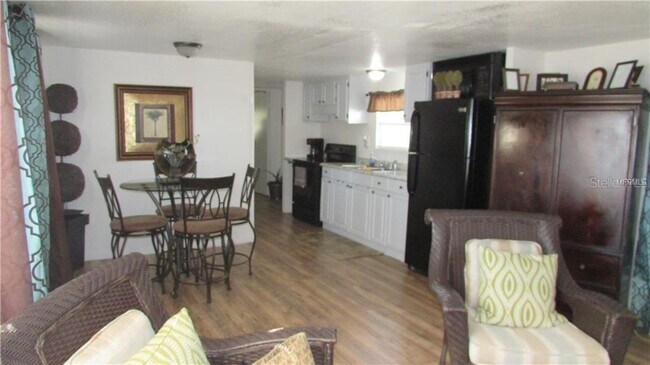 Foto del edificio - 196 W Jackson St