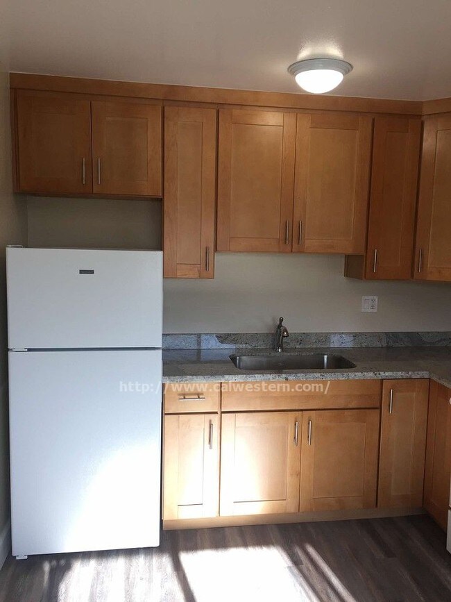 Building Photo - 4351 Hamilton Ave