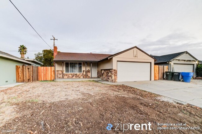 Building Photo - 3 br, 1 bath House - 5251 79th Street, Sac...