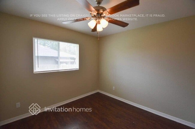 Building Photo - 2845 Dongola St