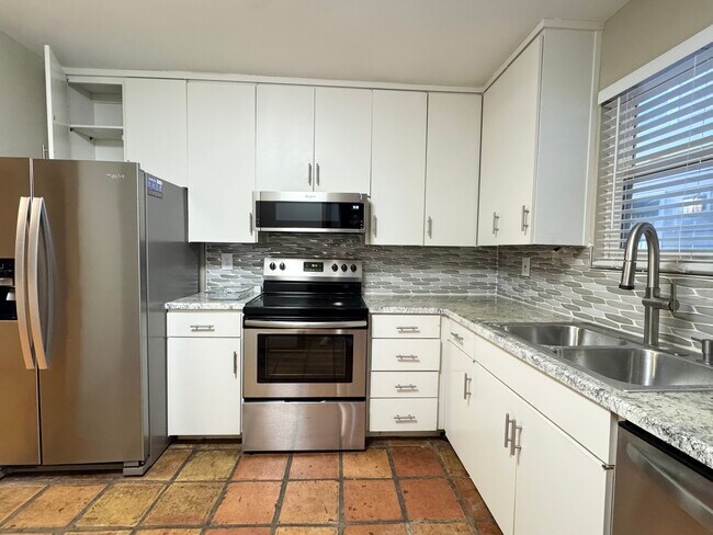 Foto del edificio - 3804 Pennsylvania Ave