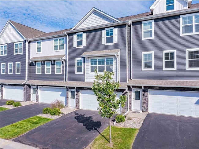 Building Photo - 1619 Windigo Ln