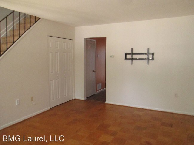 Foto del edificio - 8349 Norwood Dr