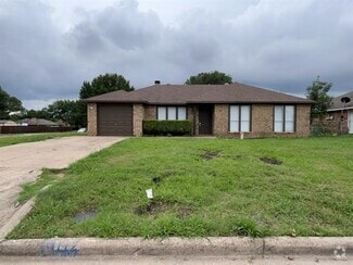 Building Photo - 112 Mesa Dr