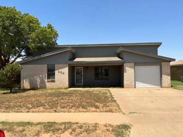 Foto principal - 304 E 19th St