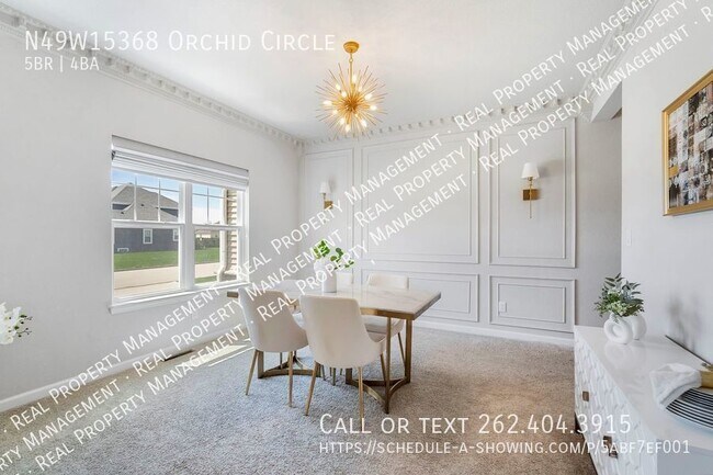 Foto del edificio - Stunning 5 Bedroom Single Family Home