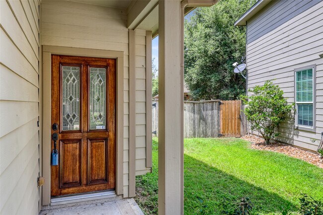 Foto del edificio - 24558 Folkstone Cir