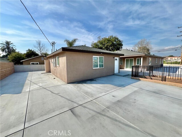 Foto principal - 688 Western Ave N