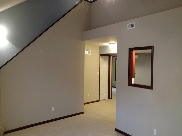 Foto del edificio - Beautiful 4 bed 2 bath off Green Valley!