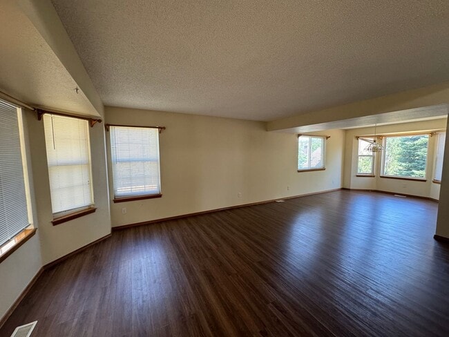 Foto del edificio - Charming 5 Bed 3 Bath House