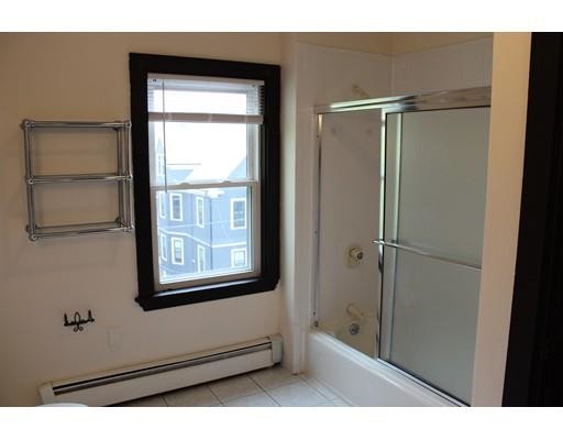 Building Photo - 51 Aldrich St