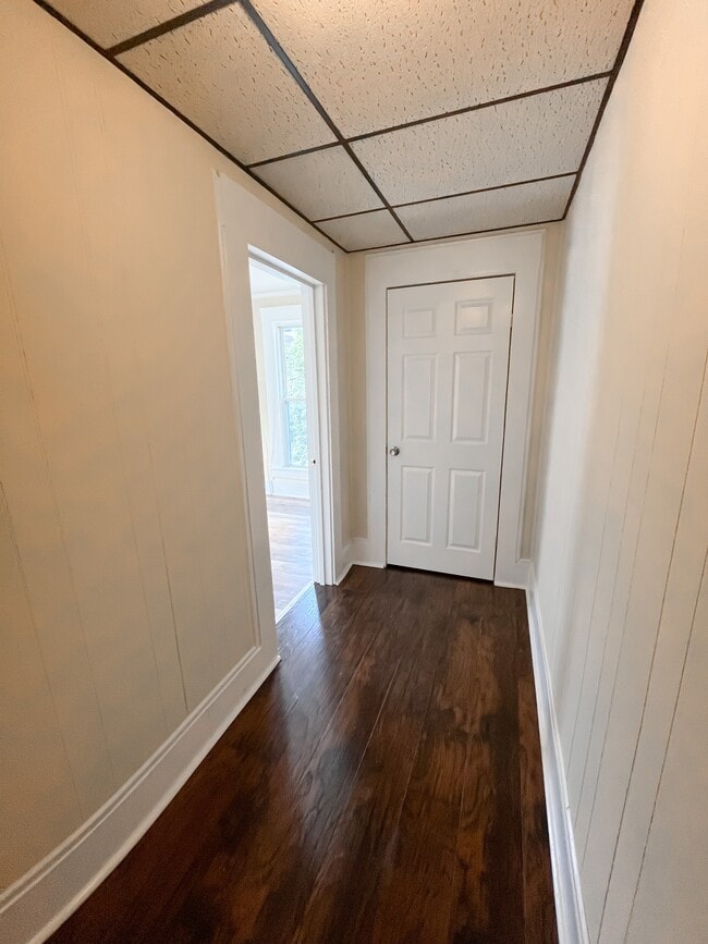 Building Photo - 416 Coffeen St