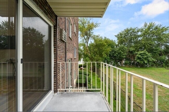 Foto del edificio - 34 Hamilton Rd