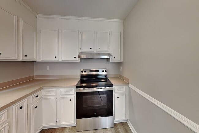 Building Photo - 7135 Cabe Ln