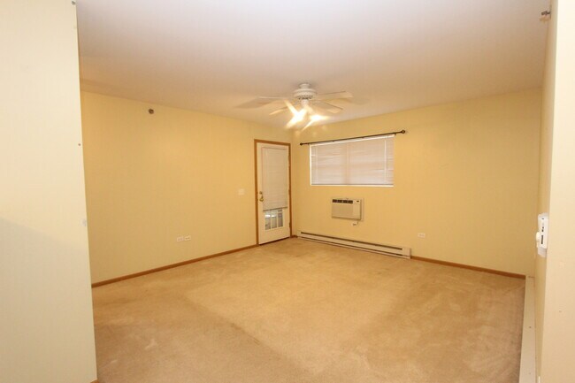 Building Photo - 430 Cunat Blvd