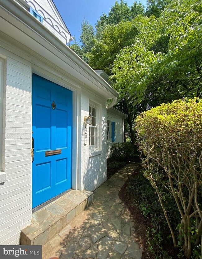Building Photo - 4207 45th St NW