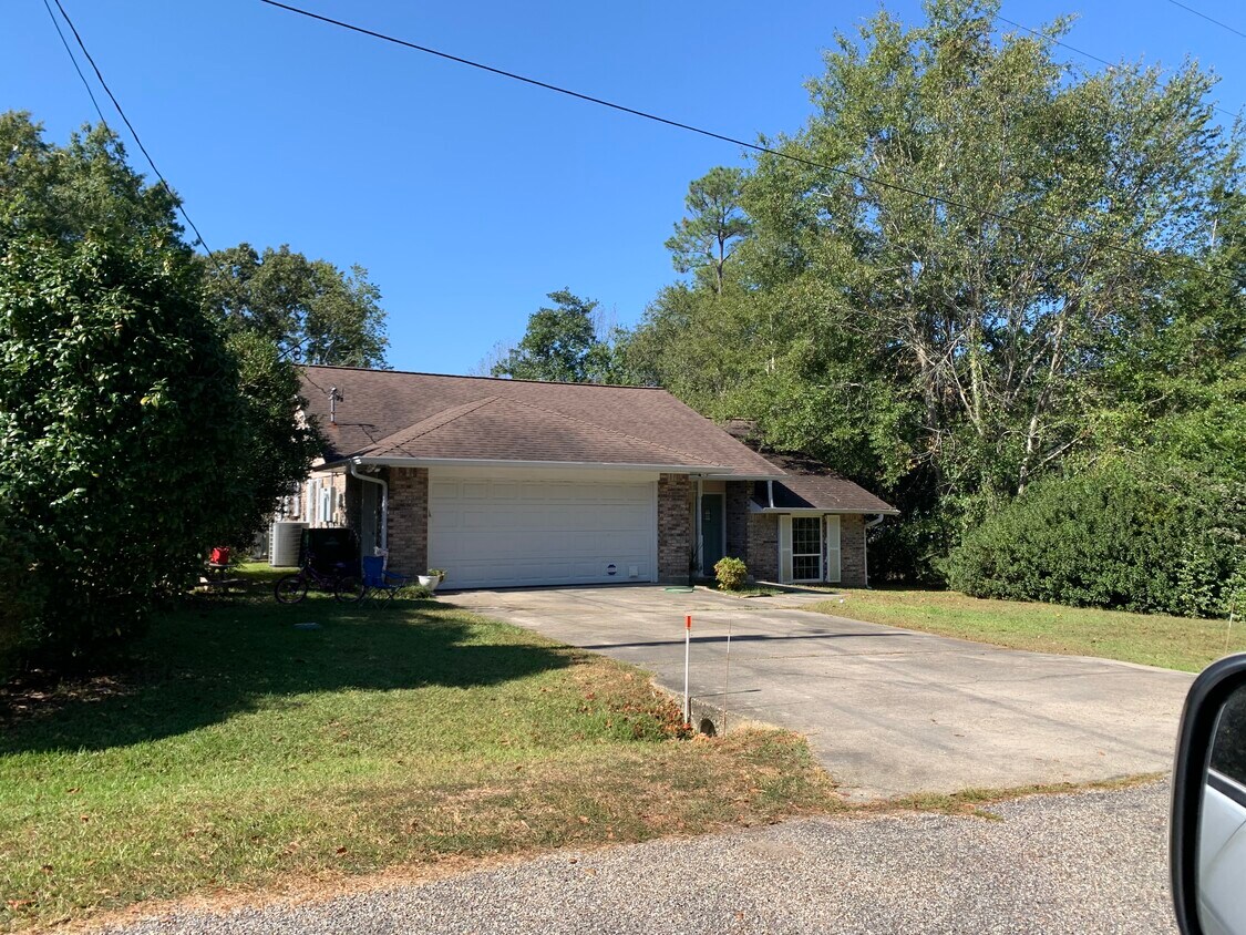 Building Photo - 654 Mauna Loa Ct