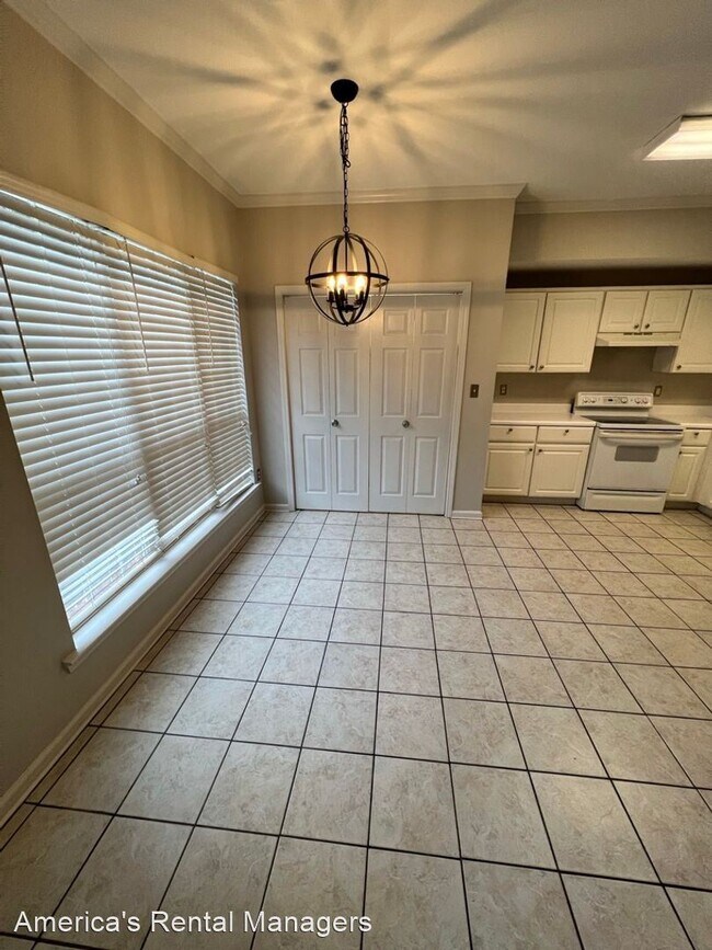 Building Photo - 3 br, 2.5 bath House - 446 Cambrian Ridge ...