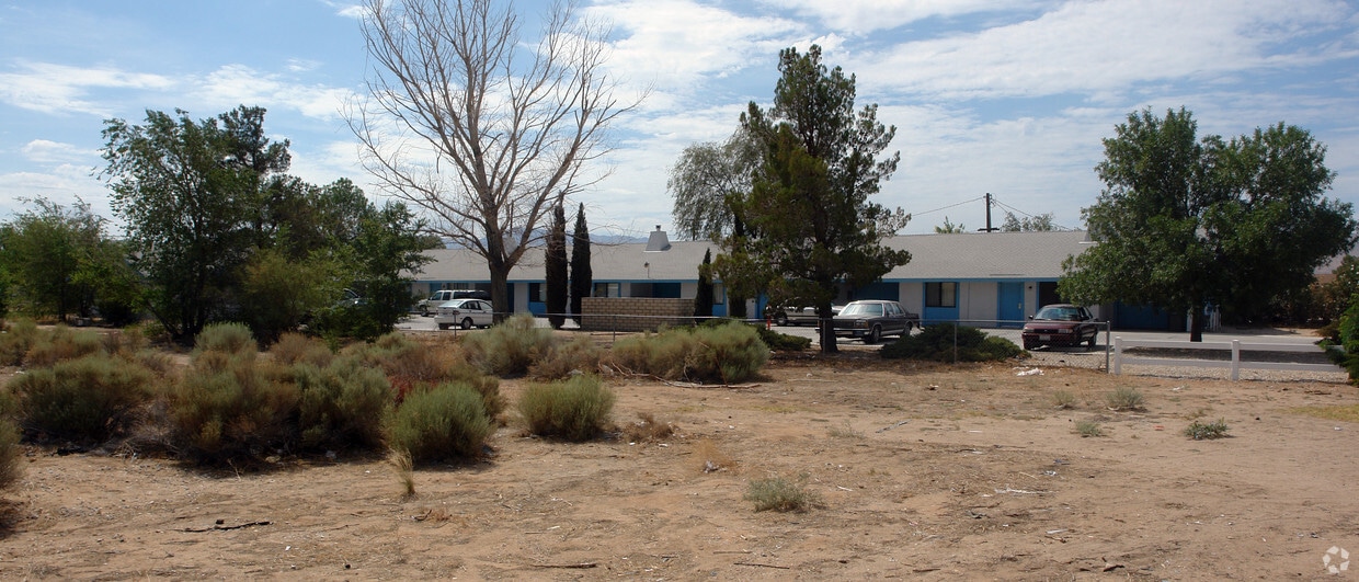 Building Photo - 13361 Navajo Rd