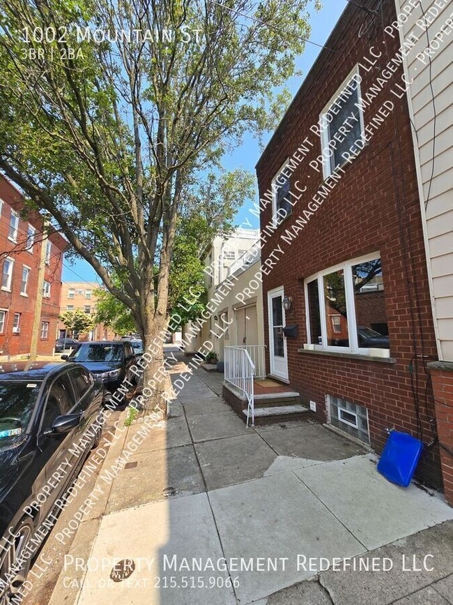 Building Photo - 1002 Mountain St