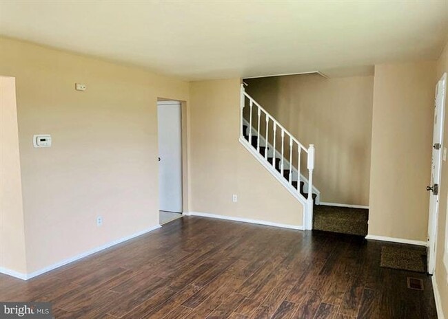 Building Photo - 22 Lehigh Ct