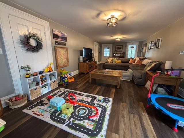 Building Photo - 122 Saratoga Ave