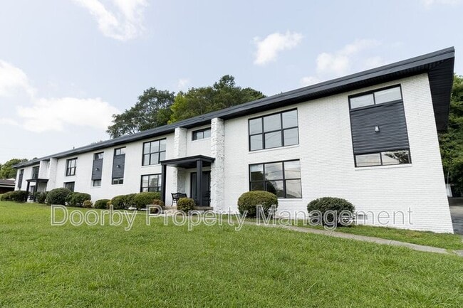 Building Photo - 513 Donaldson Rd