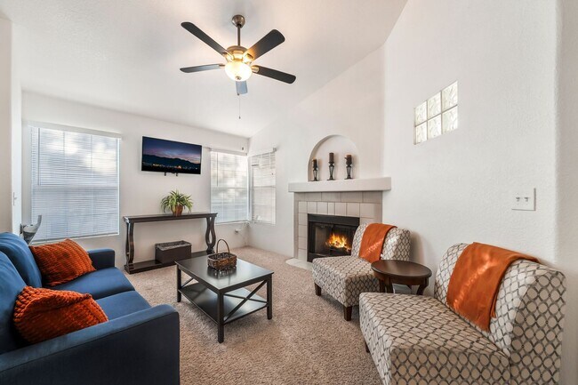 Building Photo - 2251 Wigwam Pkwy