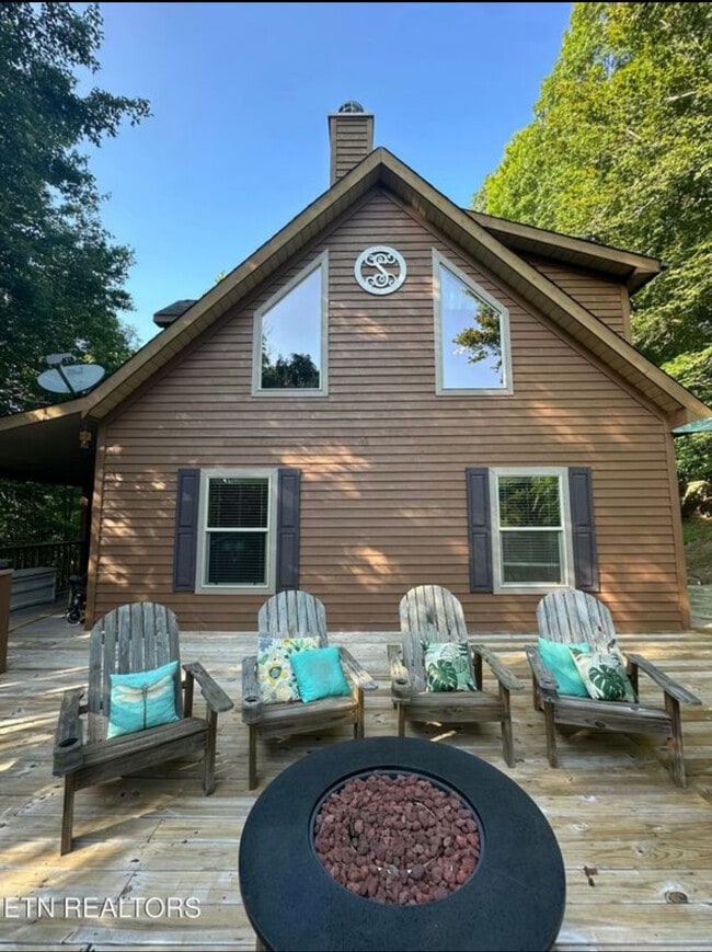 Building Photo - 540 Ridgecrest Rd