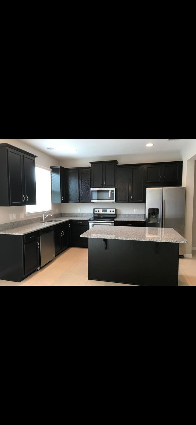 3782 Brighton Park Cir, Belle Isle, FL 32812 Townhome Rentals in