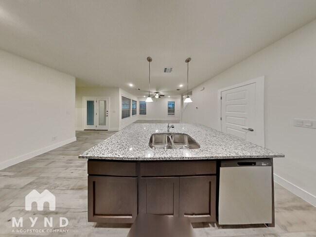 Building Photo - 407 Parkline Dr