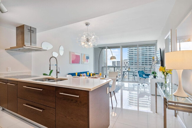 Foto del edificio - 485 Brickell Ave