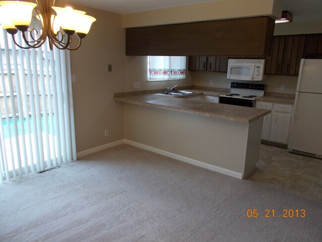 Foto del edificio - 3061 W 92nd Ave