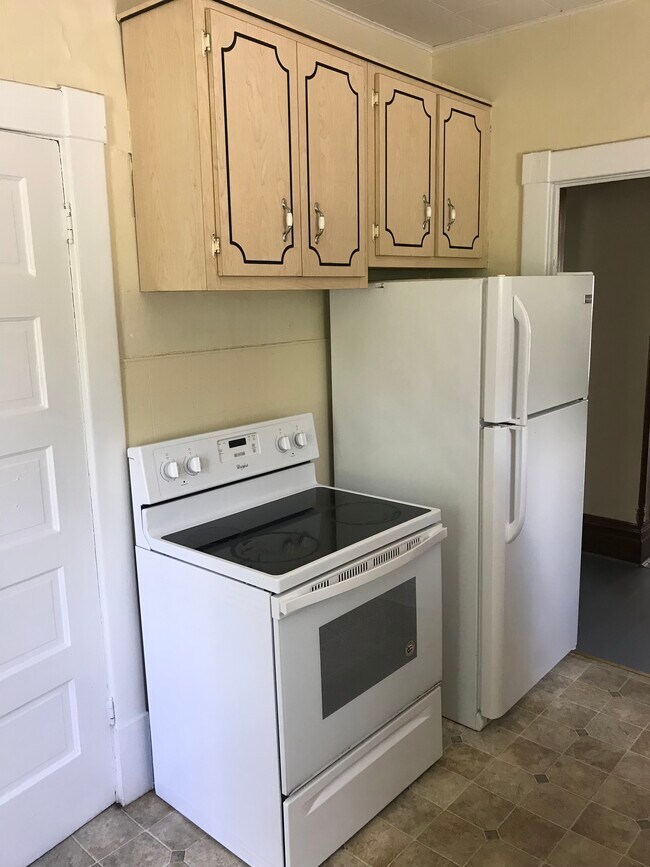 1024 Fennimore St, Fairmont, WV 26554 House Rental in Fairmont, WV