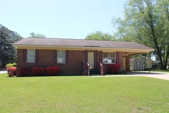 Building Photo - 2601 Bayleaf Cir SW Building Photo - 2601 Bayleaf Cir SW