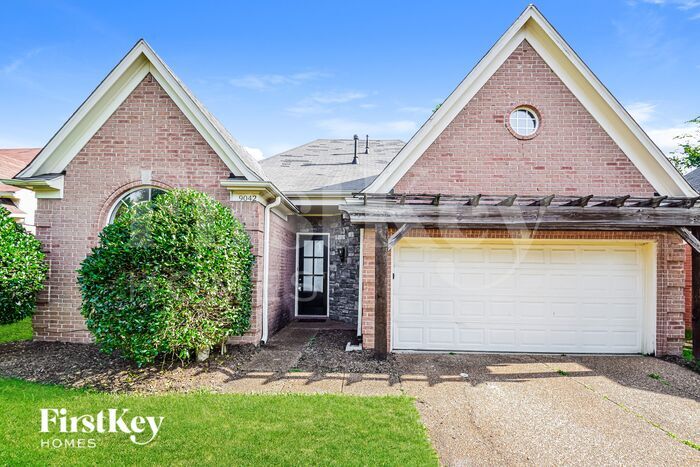 Foto principal - 9042 Fulton Ln