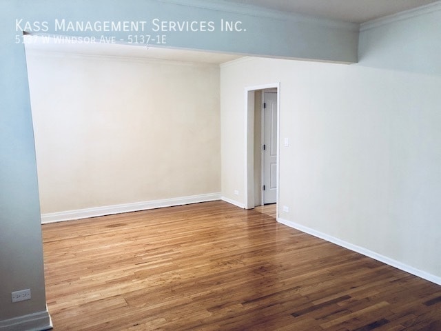Building Photo - 5137 W Windsor Ave