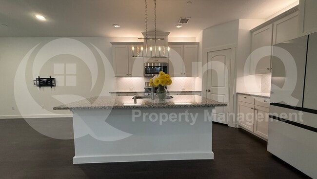 Building Photo - 872 TX-5