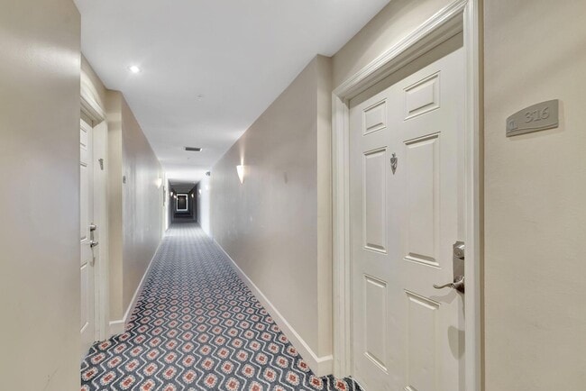 Photo - 802 W Windward Way Unit 316 Apartment