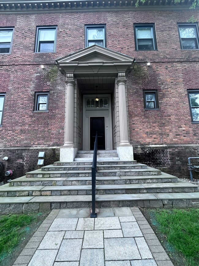 Front Entrance Dr Office - 13 Chester St