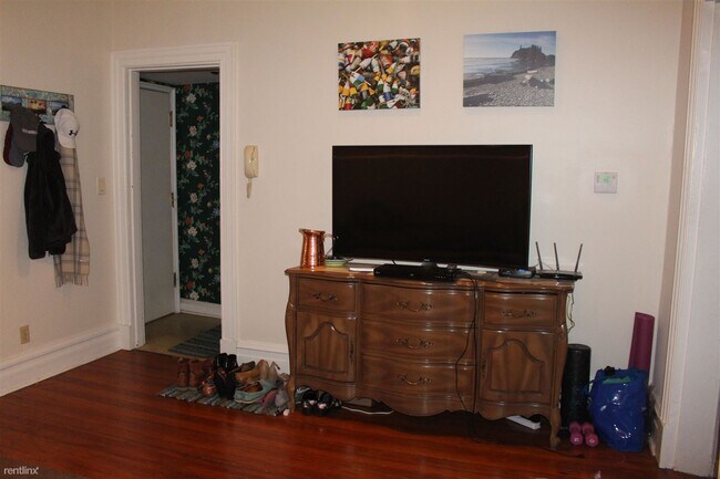Building Photo - 1 br, 1 bath  - 5106 Westminster Pl 1-W