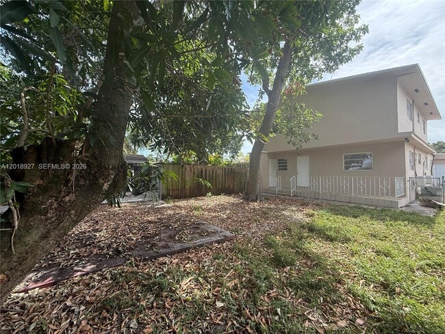 Photo - 435 NW 44th Ave Apartment