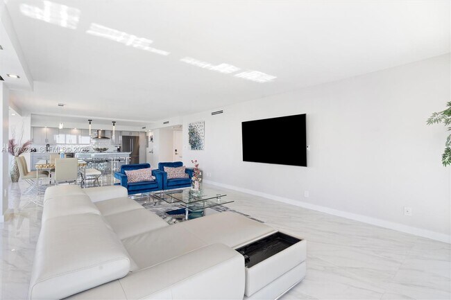 Foto del edificio - 2100 S Ocean Ln