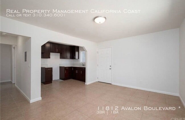 Building Photo - 11812 S Avalon Blvd