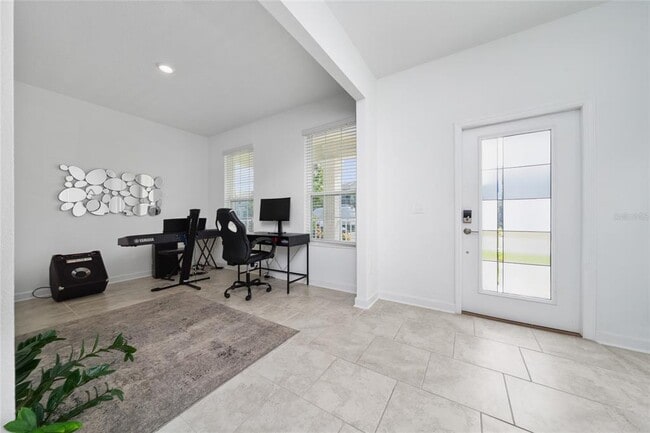 Building Photo - 11328 Listening Dr