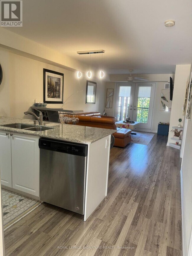 Photo du bâtiment - 2 Cove Ct