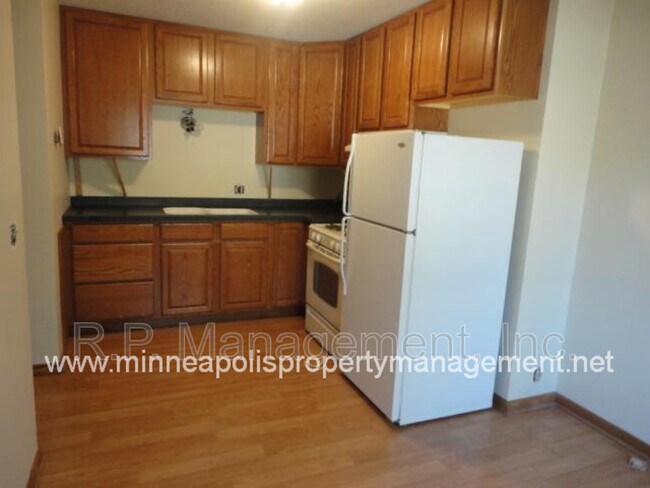 Foto del edificio - 4200 Valley View Rd